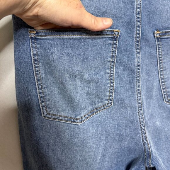 Free People We The Free Just Float On Flare Leg High Rise Med Blue Jeans Size 29 - Picture 8 of 17